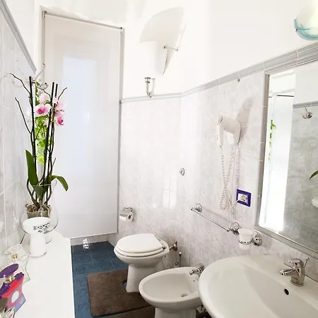 Domus Properzio Tatil Evi *